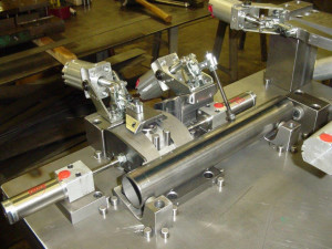 Pneumatic-clamping-weld-fixture