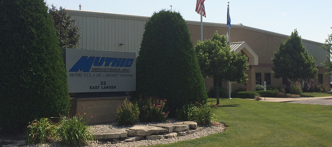 Muthig building outside